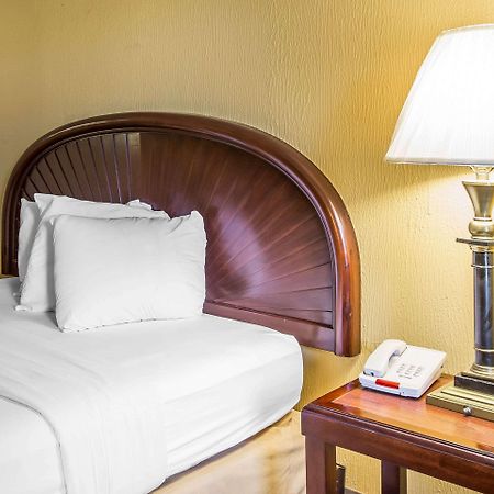 Econo Lodge Inn & Suites Carrollton Εξωτερικό φωτογραφία