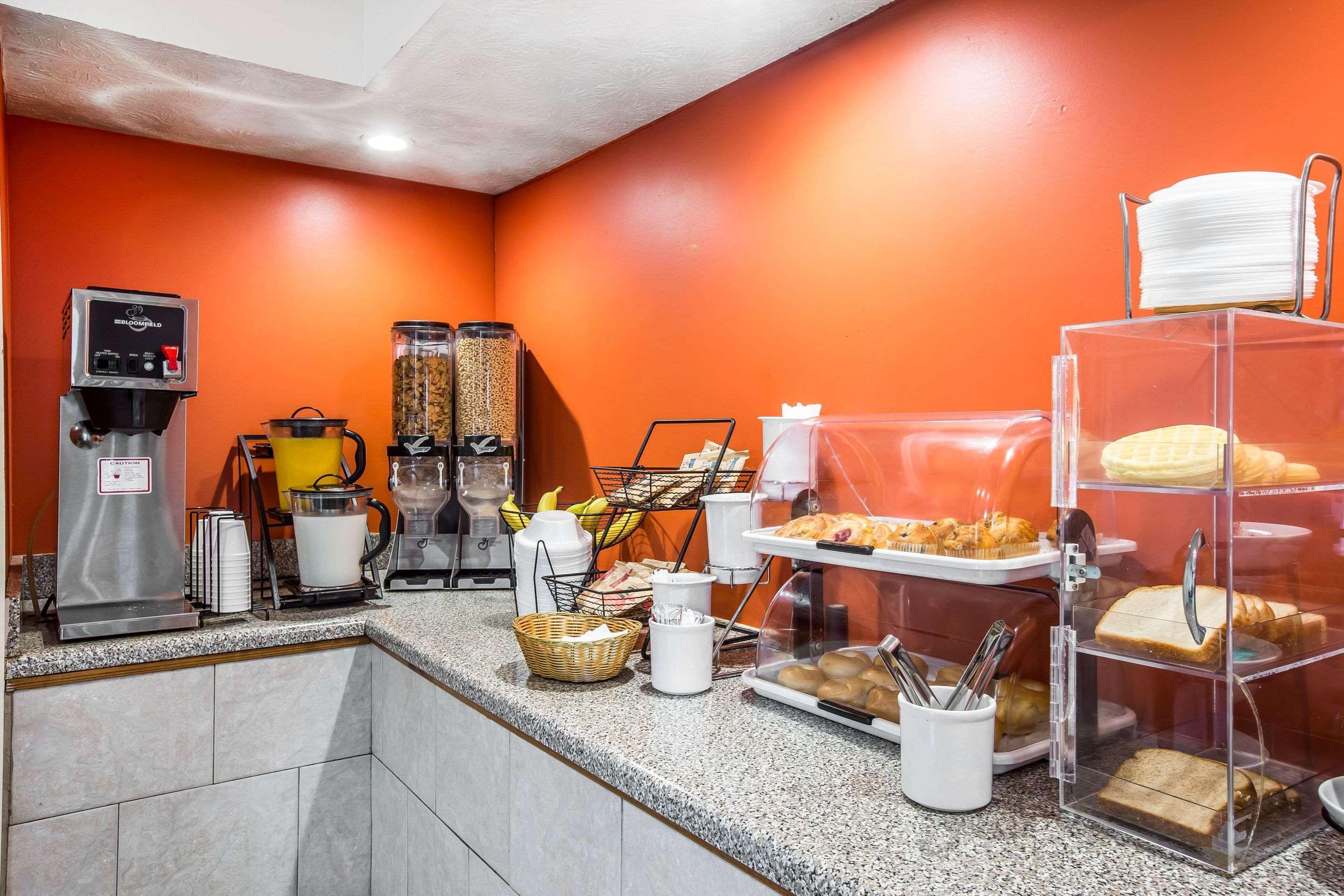 Econo Lodge Inn & Suites Carrollton Εξωτερικό φωτογραφία